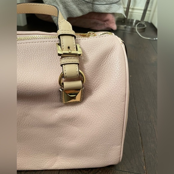 Michael Kors Pink Grayson Medium Bag - Picture 6 of 11